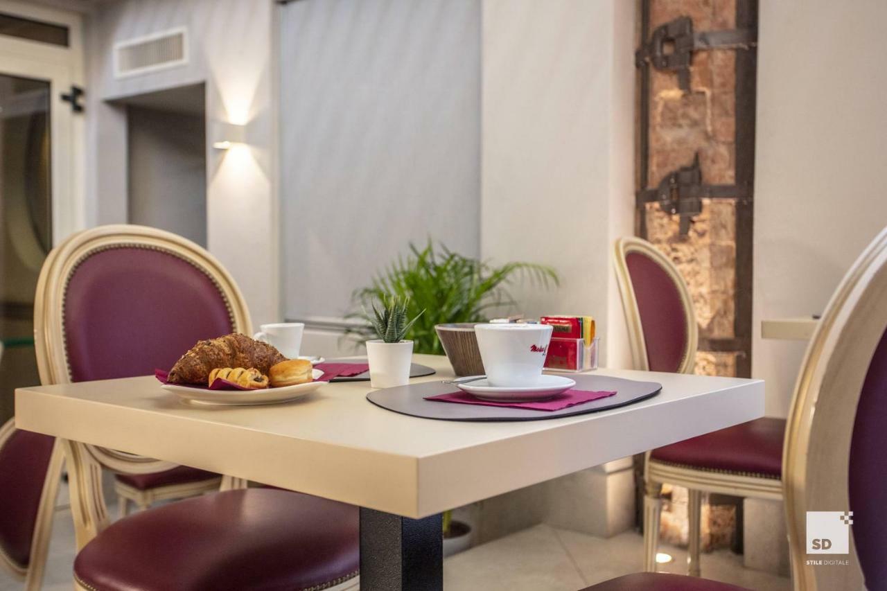 Hotel Cavour Bologna Eksteriør bilde